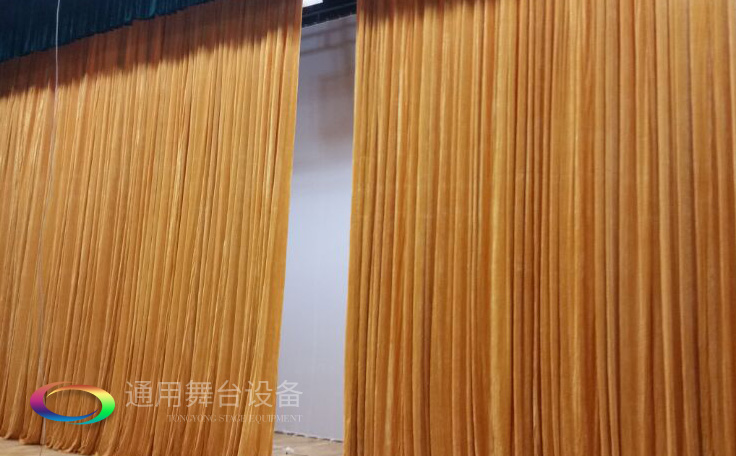 通用舞臺專業性、全方位優勢！業務涉及舞臺機械、阻燃幕布、專業燈光系統、專業音響系統