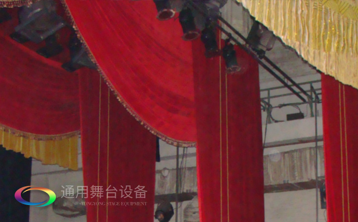 提升舞臺美感設計、增強舞臺透視！寬幅平紋細布橫側阻燃幕布