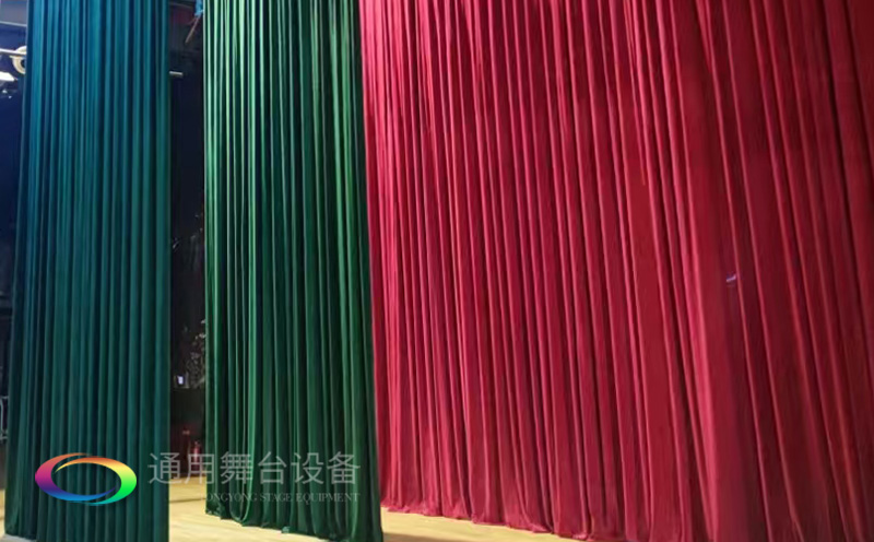 助力教育領域舞臺建設，推動校園文化發展！星海中學報告廳舞臺阻燃幕布建設項目